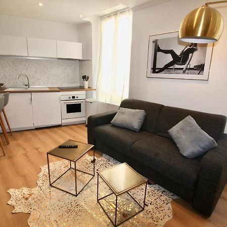 Lovely Apartment Heart Of Golden Square Fiber Wifi Nice Ngoại thất bức ảnh