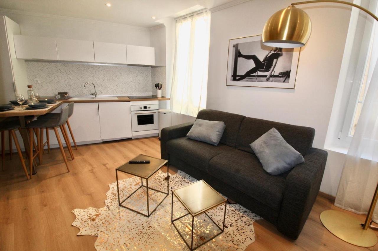 Lovely Apartment Heart Of Golden Square Fiber Wifi Nice Ngoại thất bức ảnh