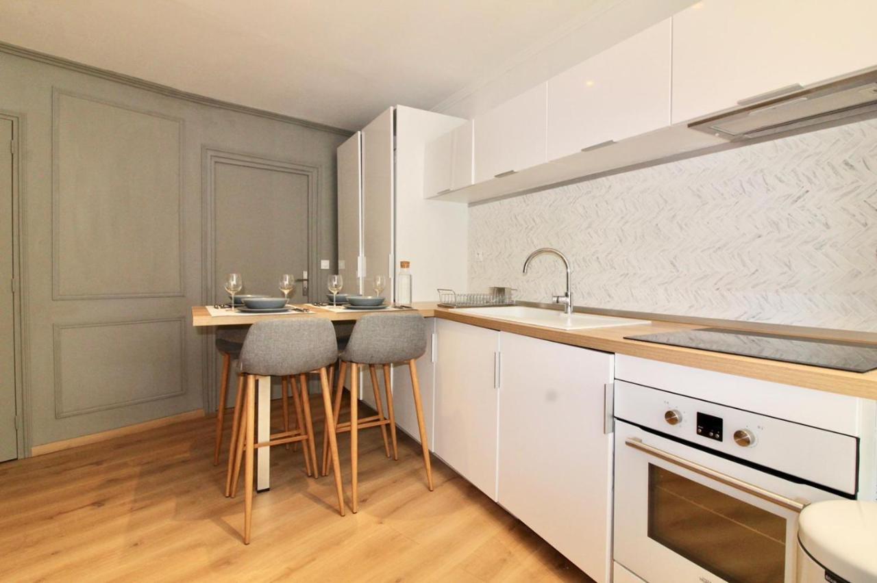 Lovely Apartment Heart Of Golden Square Fiber Wifi Nice Ngoại thất bức ảnh